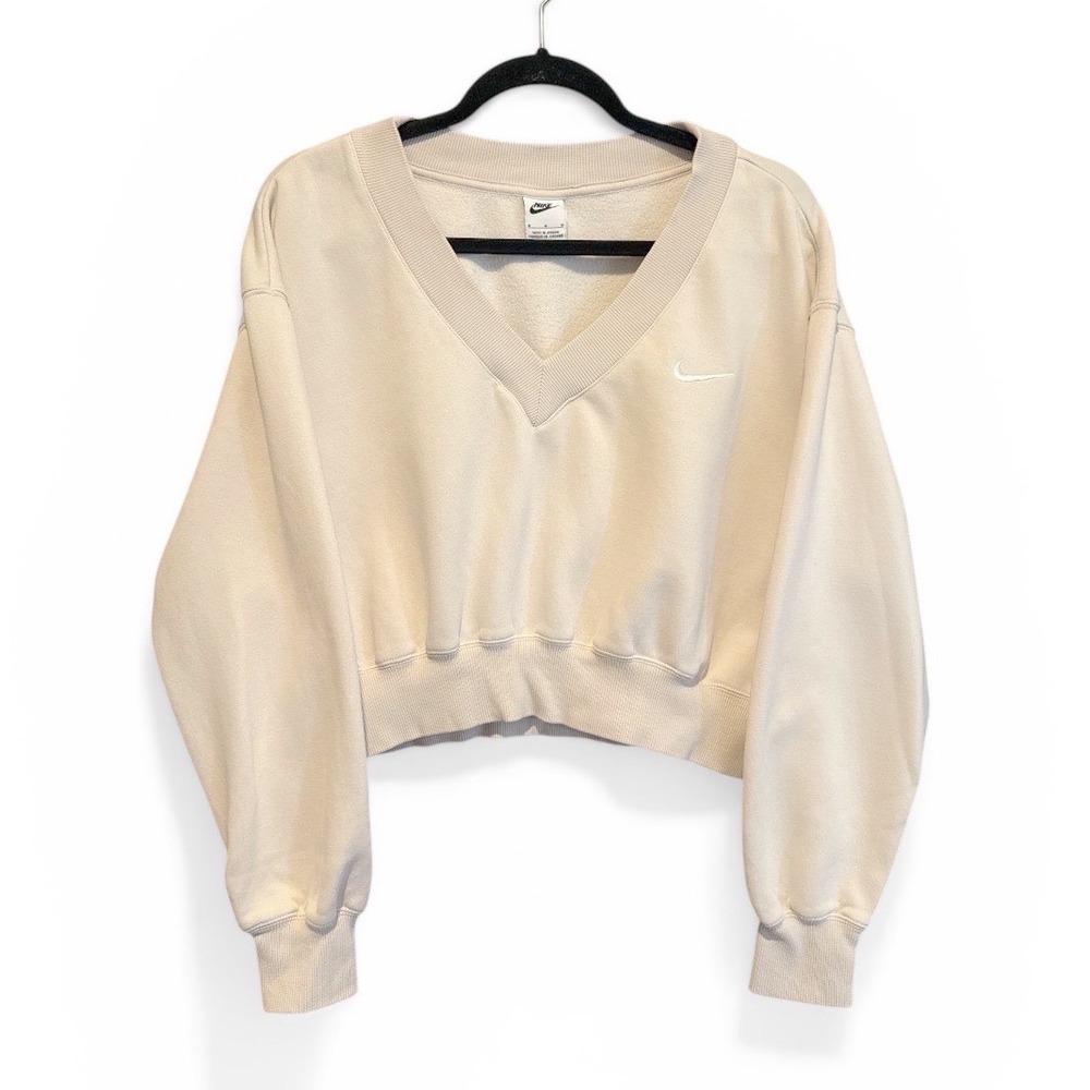 Nike Fleece Cropped Sweatshirt Size Medium - Picture 2 of 6